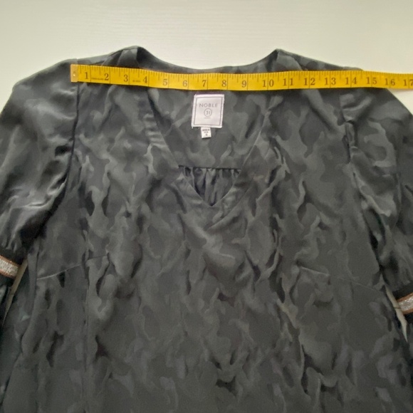 Noble 31 V-Neck Puff Sleeve Blouse Snake Camo Print Size S - Picture 16 of 16